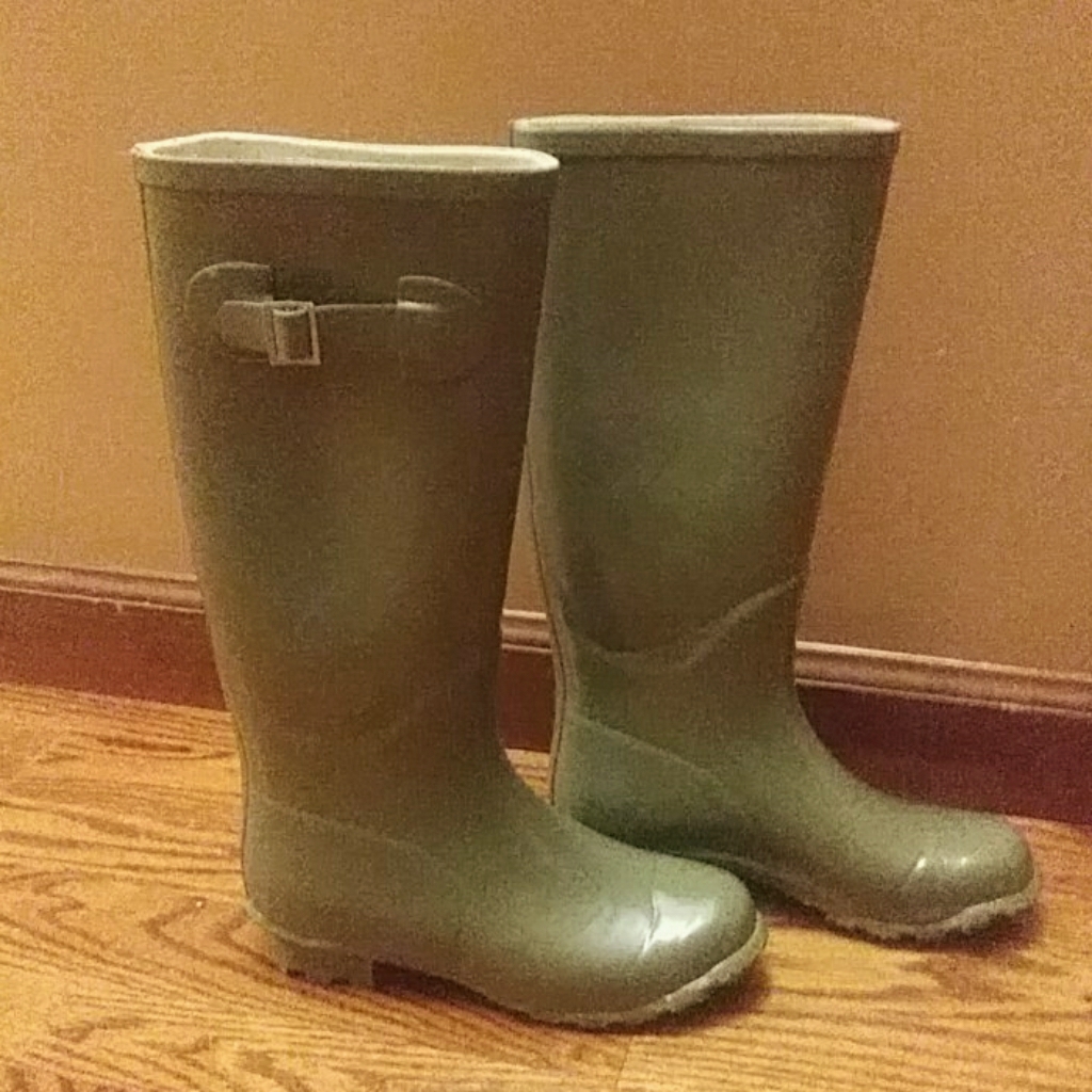 Woman's Rain Boots